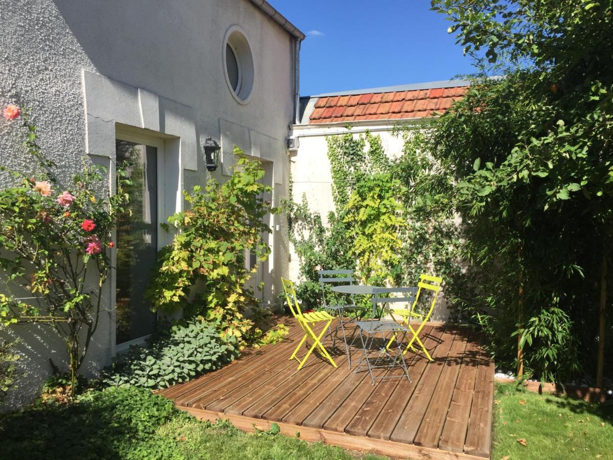 Les Gites Du Clos Saint-Martin Maule Exterior foto